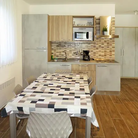 アパートホテル Roemerschlucht フェルデン・アム・ヴェルターゼー