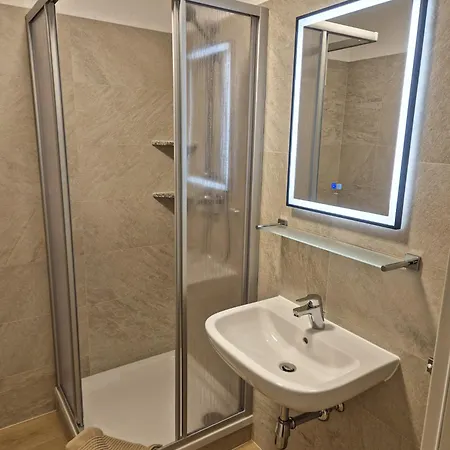 Hotel apartamentowy Roemerschlucht Velden am Wörthersee