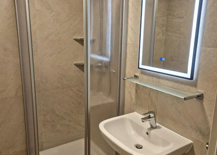 Apartmanhotel Roemerschlucht Velden am Wörthersee